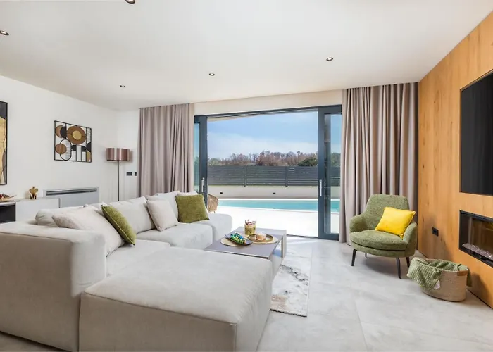 Pelin By Villsy Villa