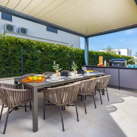 Pelin By Villsy Villa