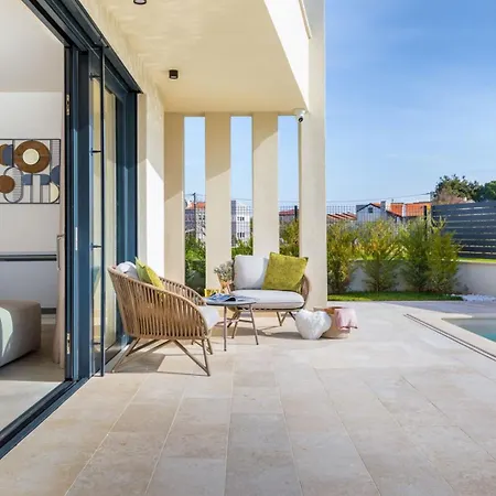 Pelin By Villsy Villa