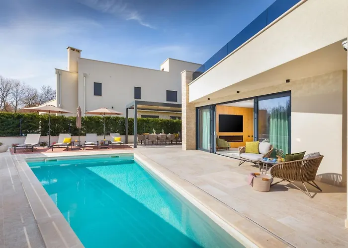 Pelin By Villsy Villa *